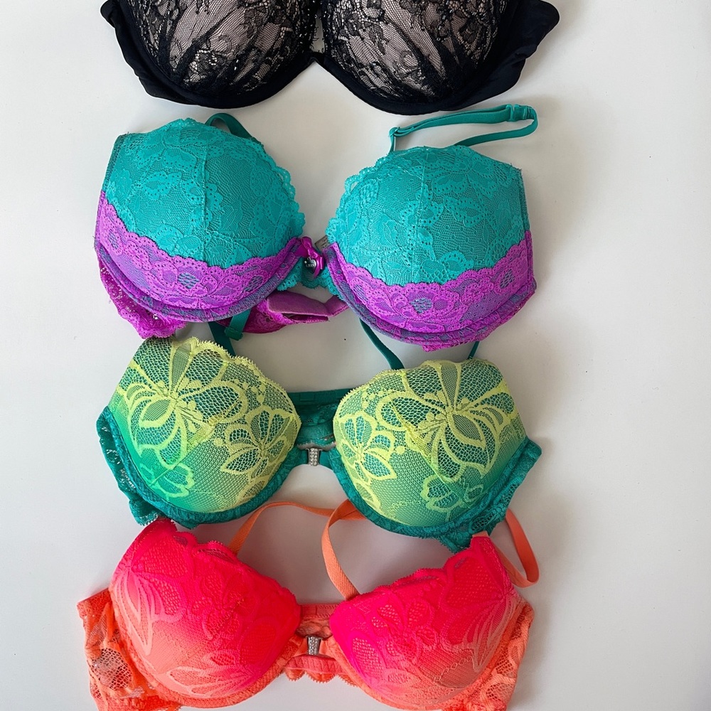 Lot of 4 lasenza push-up bras 34B